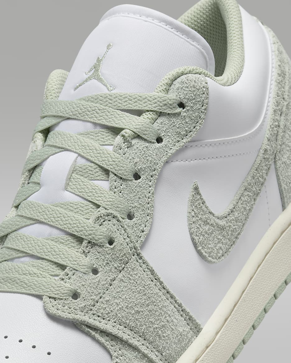 Air Jordan 1 Low SE