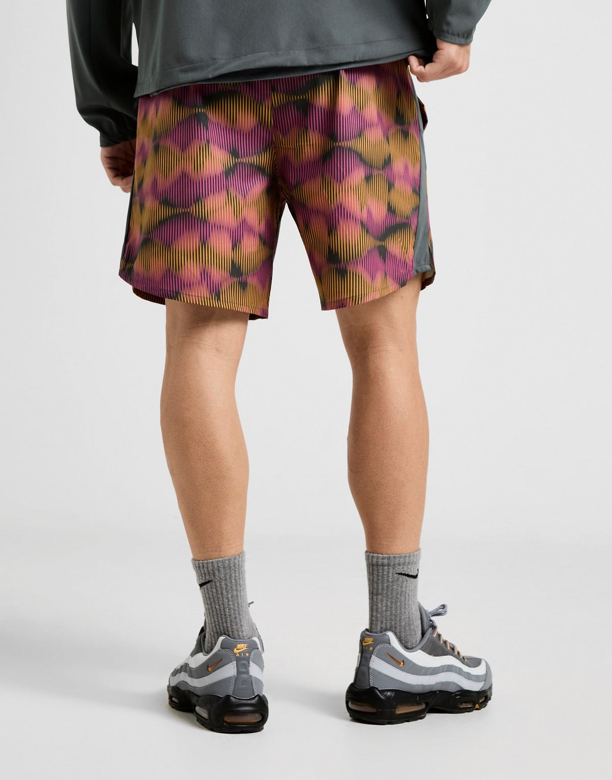 NIKE SHORT FESTIVAL CHALLENGER