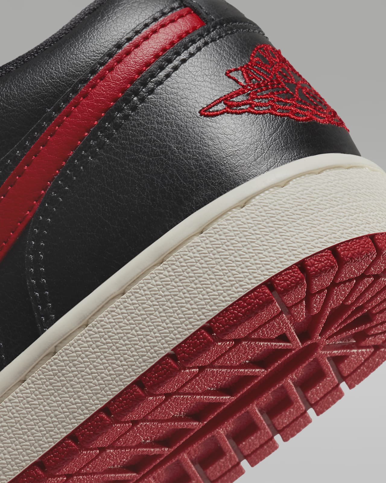 Air Jordan 1 Low - Noir et Rouge