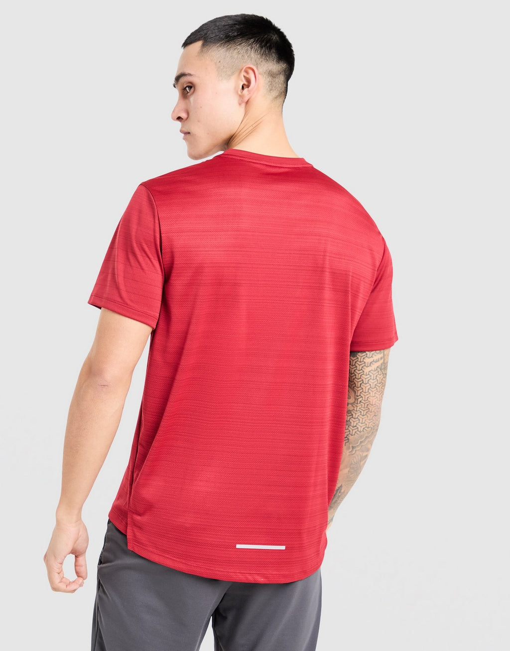 NIKE T-SHIRT MILER 1.0