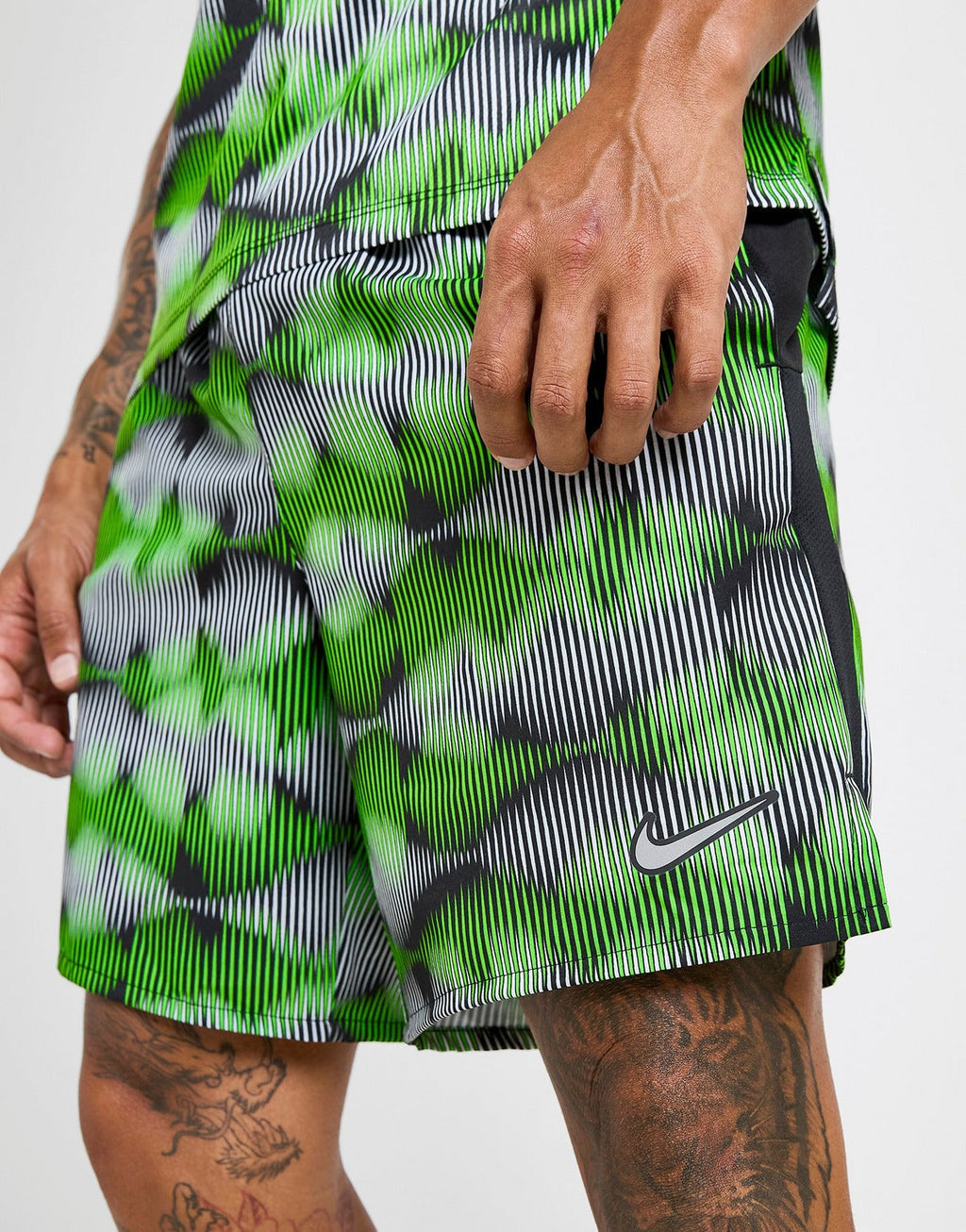 NIKE SHORT FESTIVAL CHALLENGER
