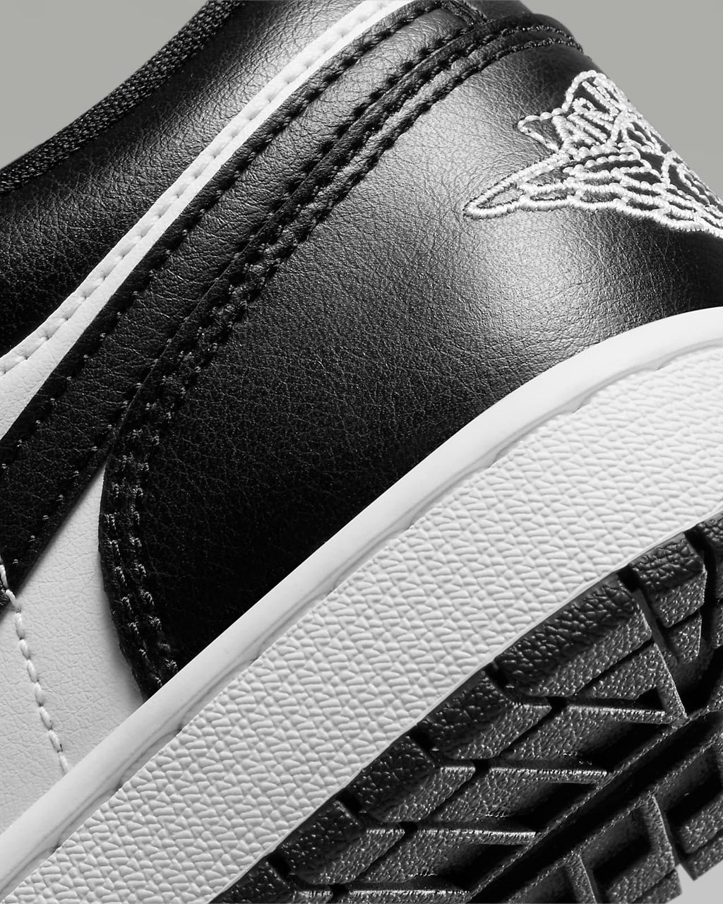 Air Jordan 1 Low - Noir / Blanc