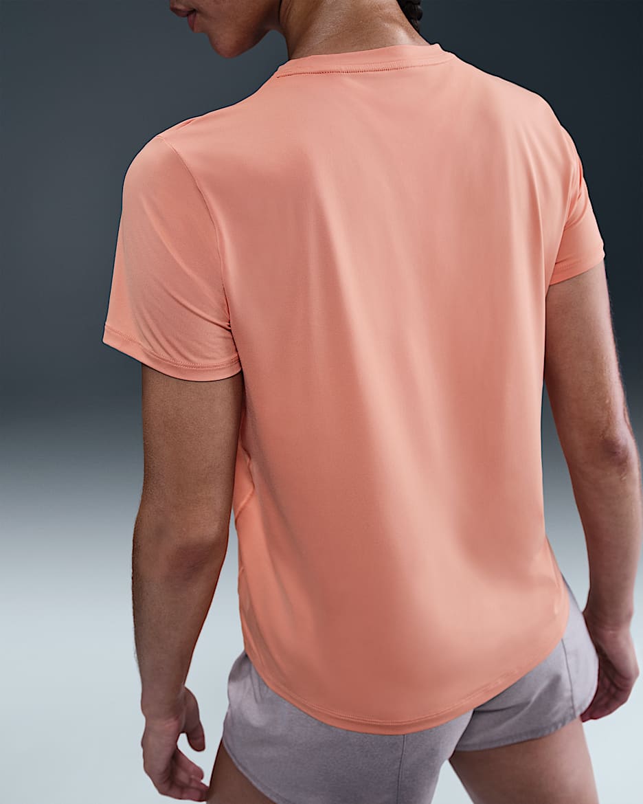 Haut à manches courtes Dri-FIT