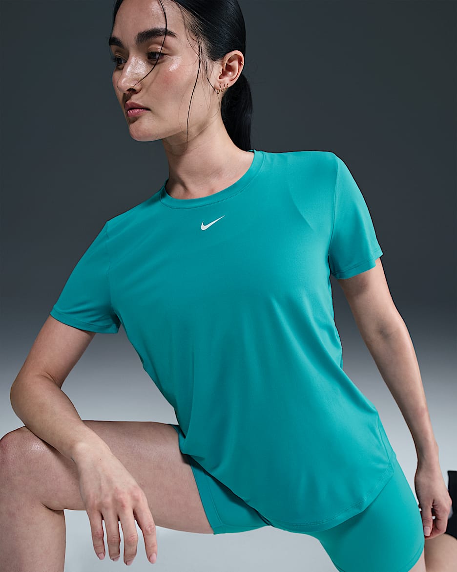 Haut à manches courtes Dri-FIT