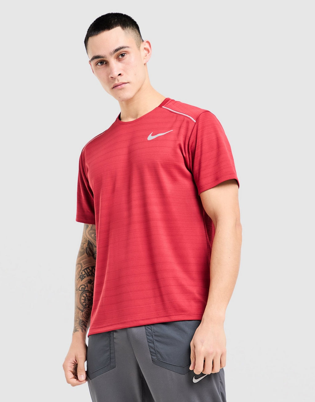 NIKE T-SHIRT MILER 1.0