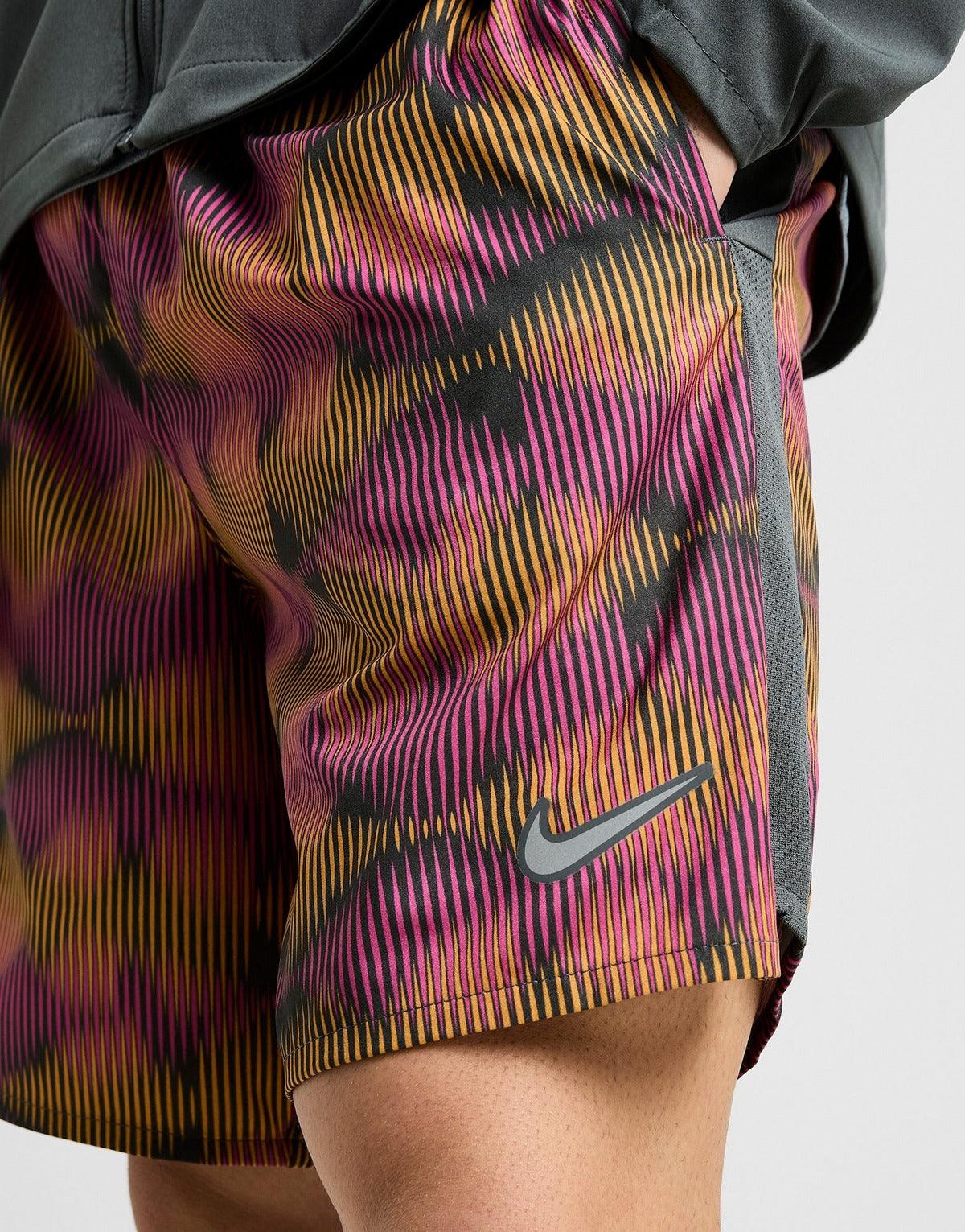 NIKE SHORT FESTIVAL CHALLENGER