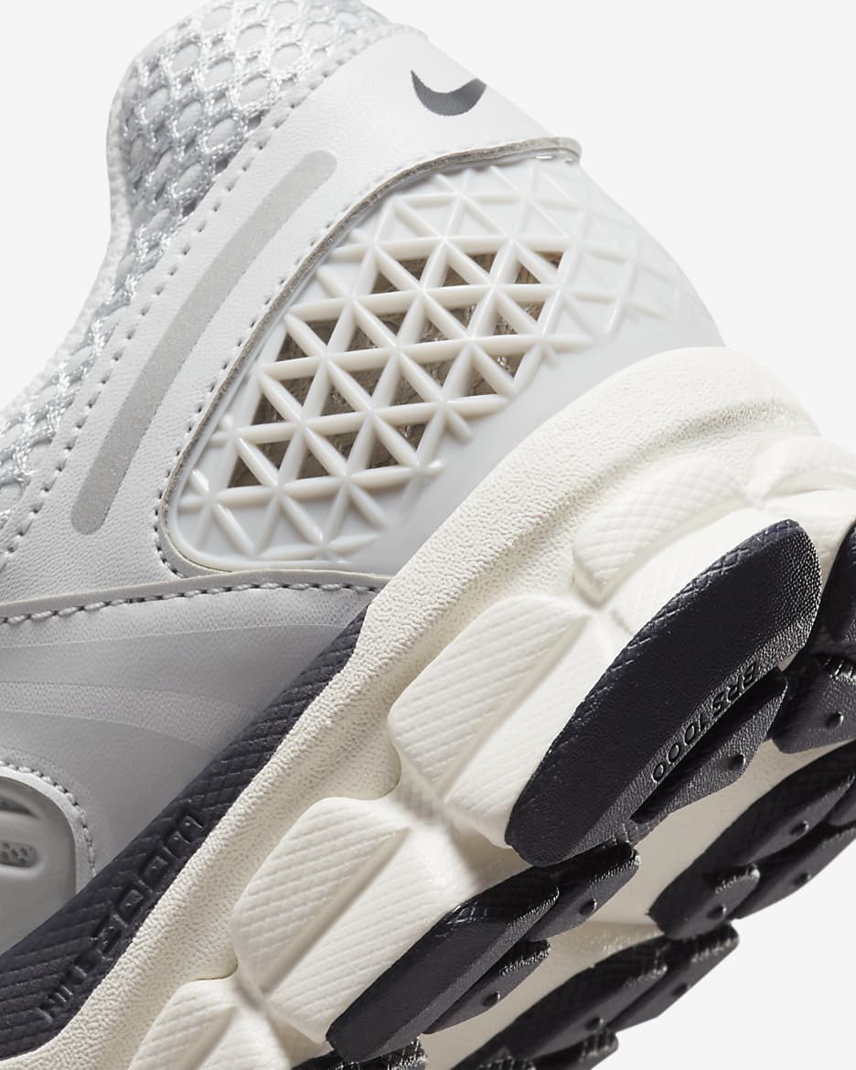 Nike Zoom Vomero 5 - Gris