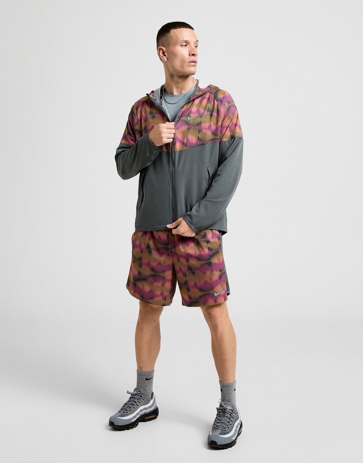 NIKE SHORT FESTIVAL CHALLENGER