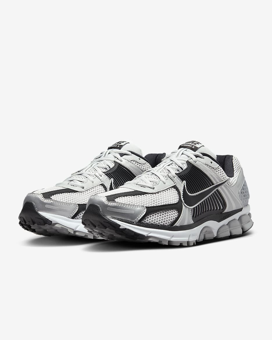 Nike Zoom Vomero 5 - Noir / Blanc