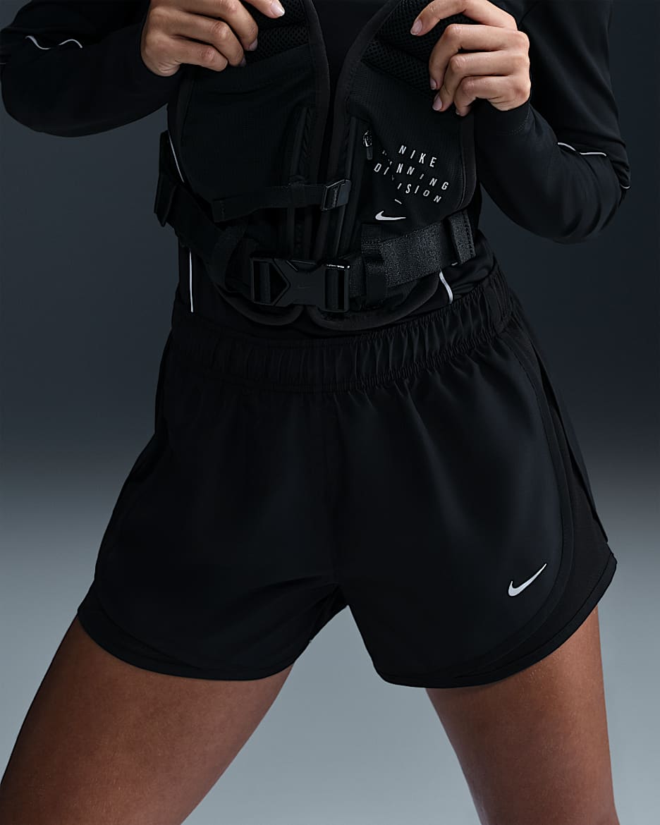 Short de running Dri-Fit taille mi-haute avec sous-short intégré